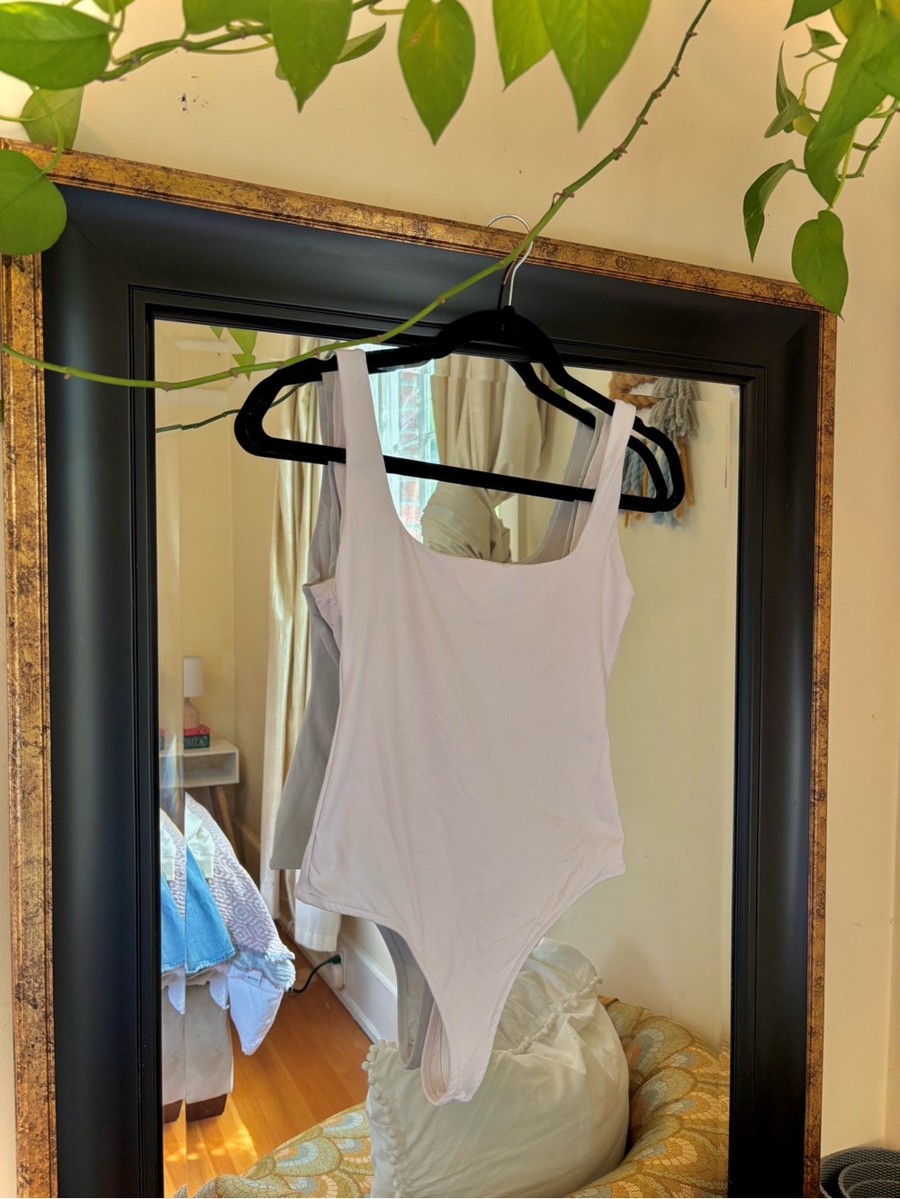 Zara White Scoop-Neck Bodysuit